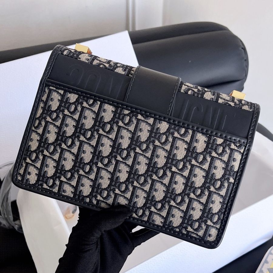 【近新閒置品】Dior迪奧蒙田30老花金小號手拿包斜背包-3