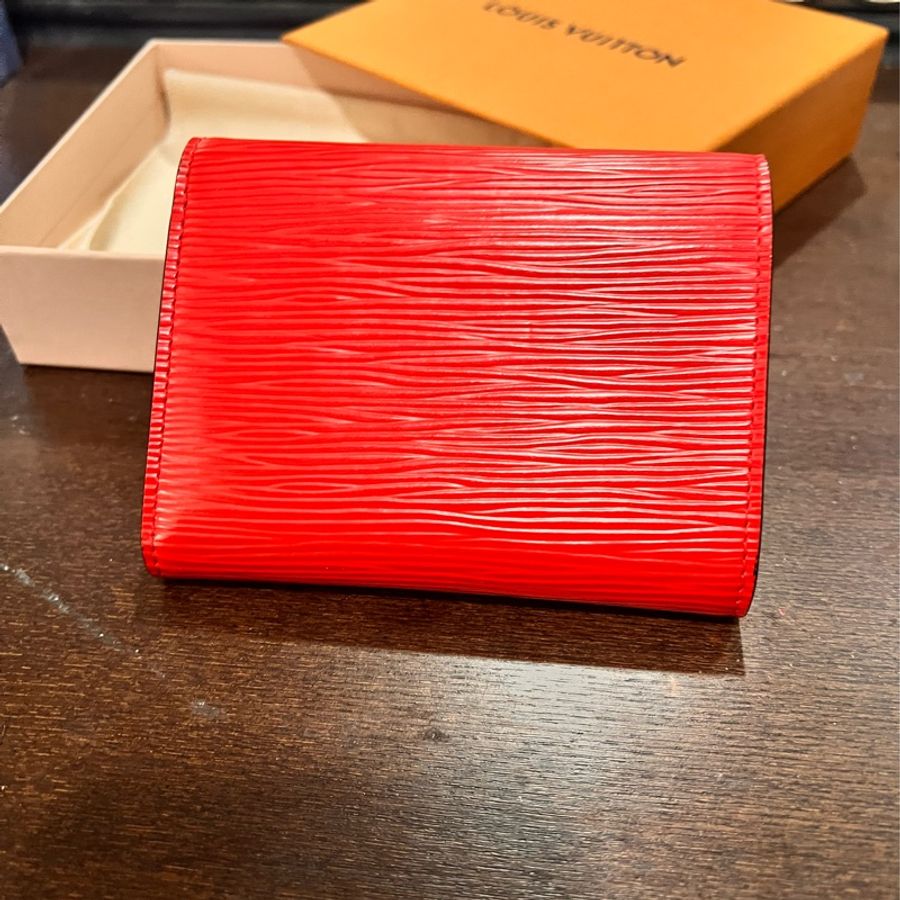 《出清換現金‼️》LV信封式水波紅色三折短/中夾/錢包/皮夾-6