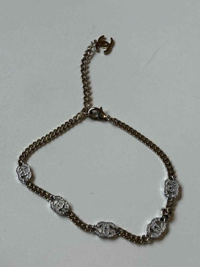 618限時特惠💖914intheair精品代購『全新全配』香奈兒Chanel  經典五花logo頸鏈/大五花淡金帶鑽款 五花 爆款 LOGO淡金帶鑽頸鏈-8