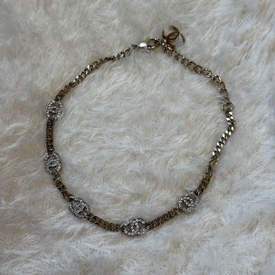 618限時特惠💖914intheair精品代購『全新全配』香奈兒Chanel  經典五花logo頸鏈/大五花淡金帶鑽款 五花 爆款 LOGO淡金帶鑽頸鏈-12