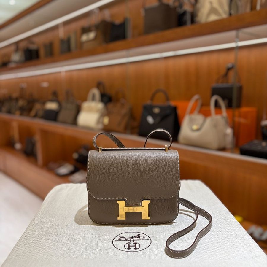 【現貨|快速出貨】Hermès 愛馬仕 Constance 19 Etoupe 大象灰|金釦|U刻 2022 年|Epsom 皮|全新全配-1