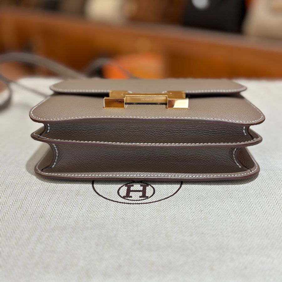 【現貨|快速出貨】Hermès 愛馬仕 Constance 19 Etoupe 大象灰|金釦|U刻 2022 年|Epsom 皮|全新全配-10