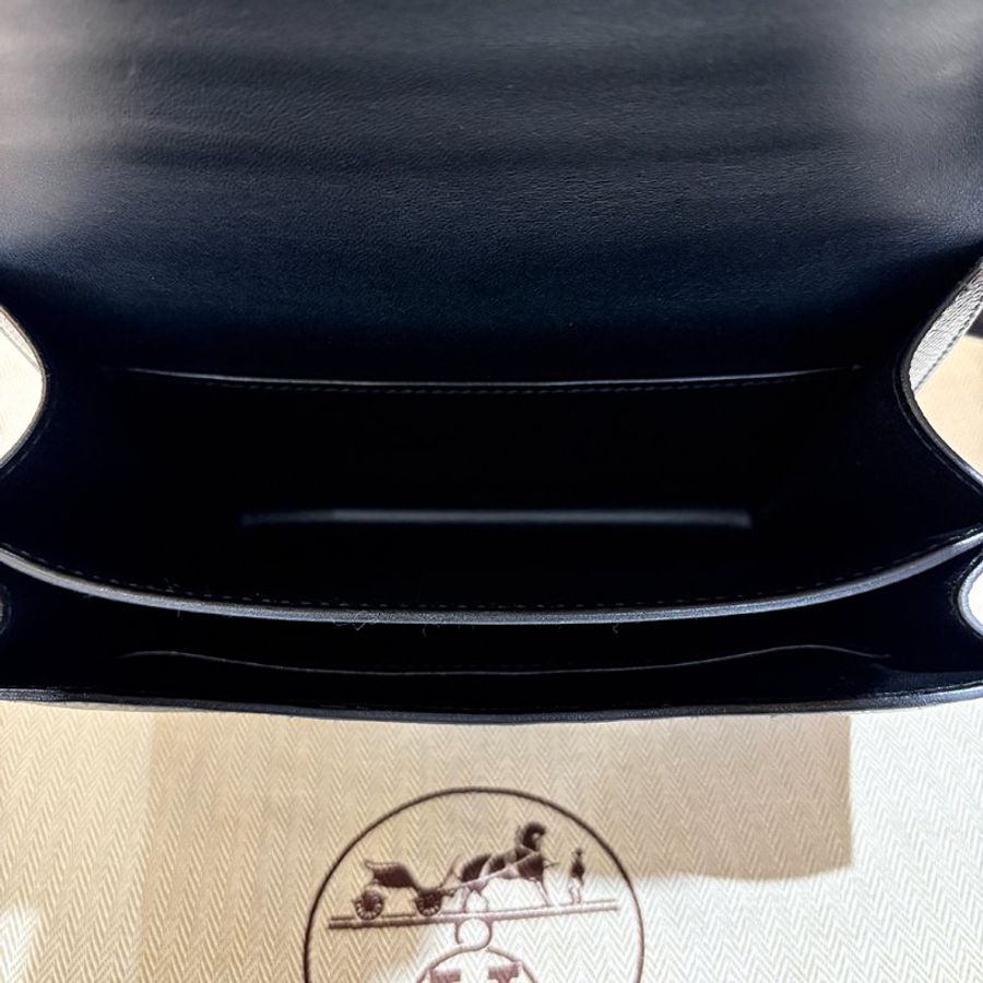 【現貨|快速出貨】Hermès 愛馬仕 Constance 19 黑色 Epsom|U刻 2022年|銀釦經典斜背包|全新全配-14