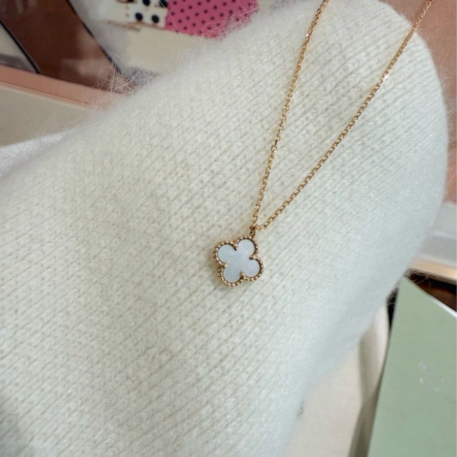 🈶盒子❤️ vca #梵克雅寶 Alhambra #白貝母 #小白花 #項鍊-6