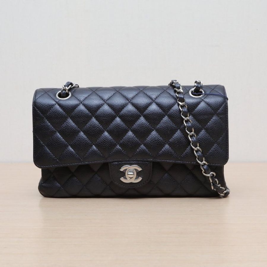 CHANEL CF口蓋包中號25.5黑色荔枝牛皮29開銀扣肩背包-1