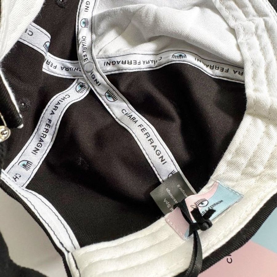 Chiara Ferragni 經典眨眼星星 LOGO 棒球帽|黑色百搭款-3