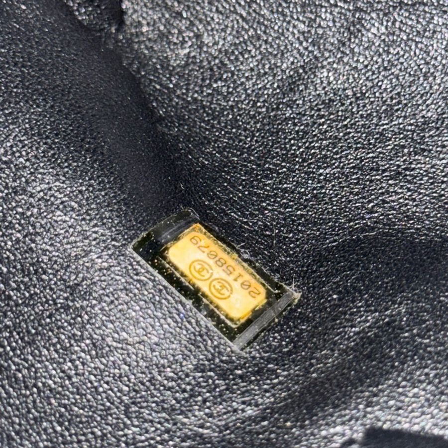 CHANEL黑荔枝紋仿舊釦雙鏈托特包🩶🖤經典稀有貨-21