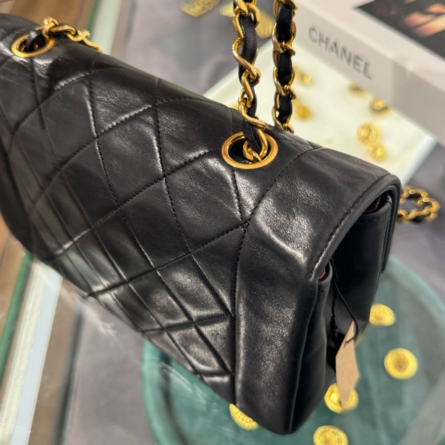 CHANEL vintage coco Diana黛妃口蓋鏈包22cm🩶經典夯款-13