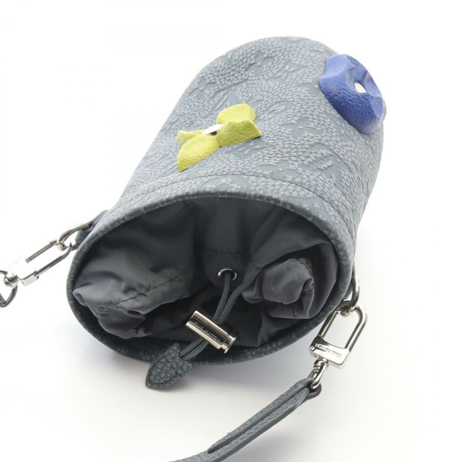 路易威登 Chalk Pouch 單肩包 M81572 Taurillon 皮革 灰色 二手 男士-4