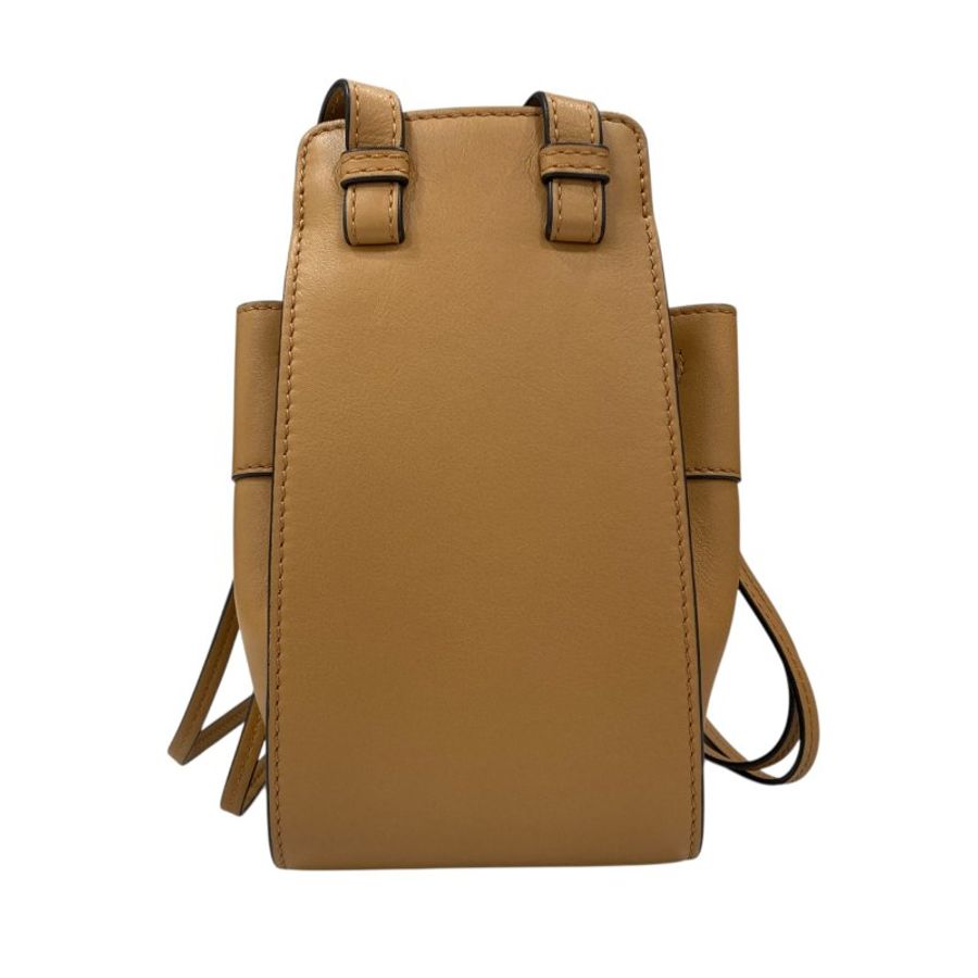 LOEWE 羅威 HAMMOCK MINI 皮革 吊床包 淺棕色-1