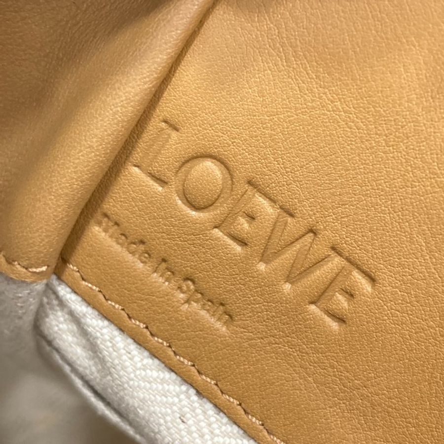 LOEWE 羅威 HAMMOCK MINI 皮革 吊床包 淺棕色-7