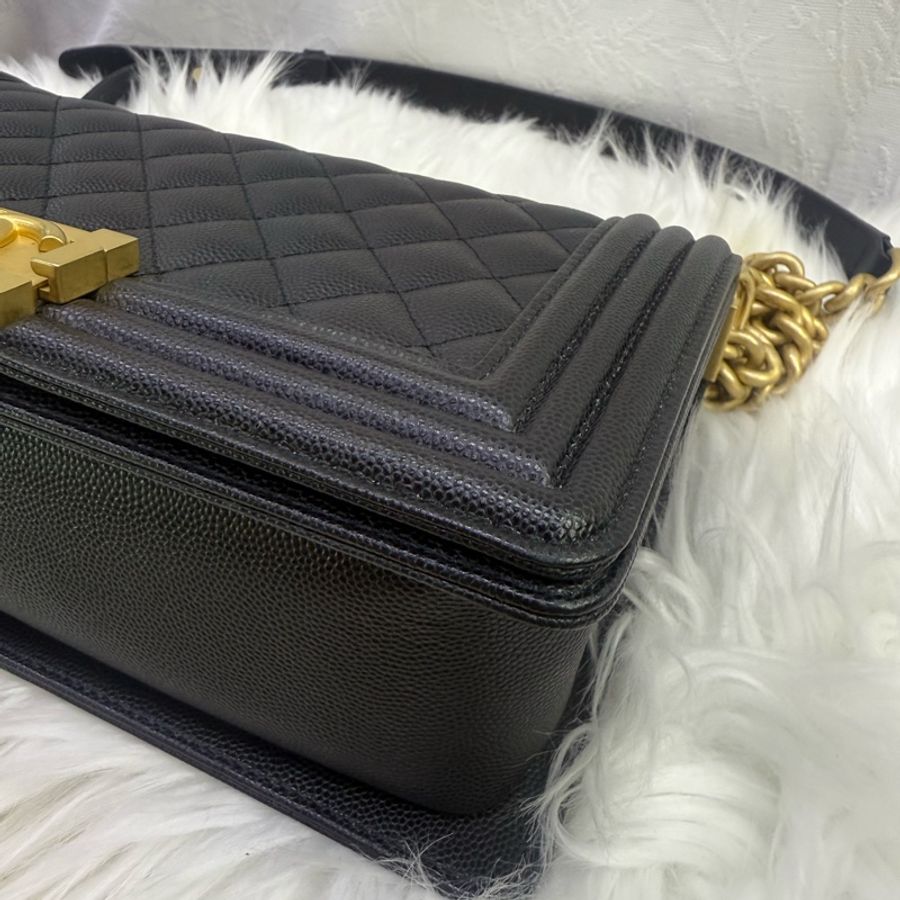 Chanel LeBoy Bag 黑色金扣荔枝皮晶片款-8
