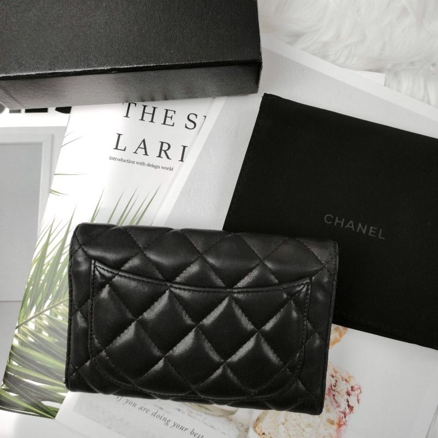 Chanel 黑銀 小羊皮 銀包 13開-1