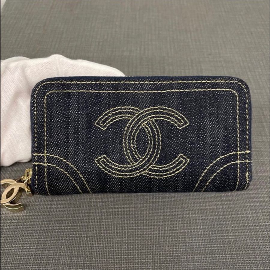 Chanel深藍牛仔錢包-0