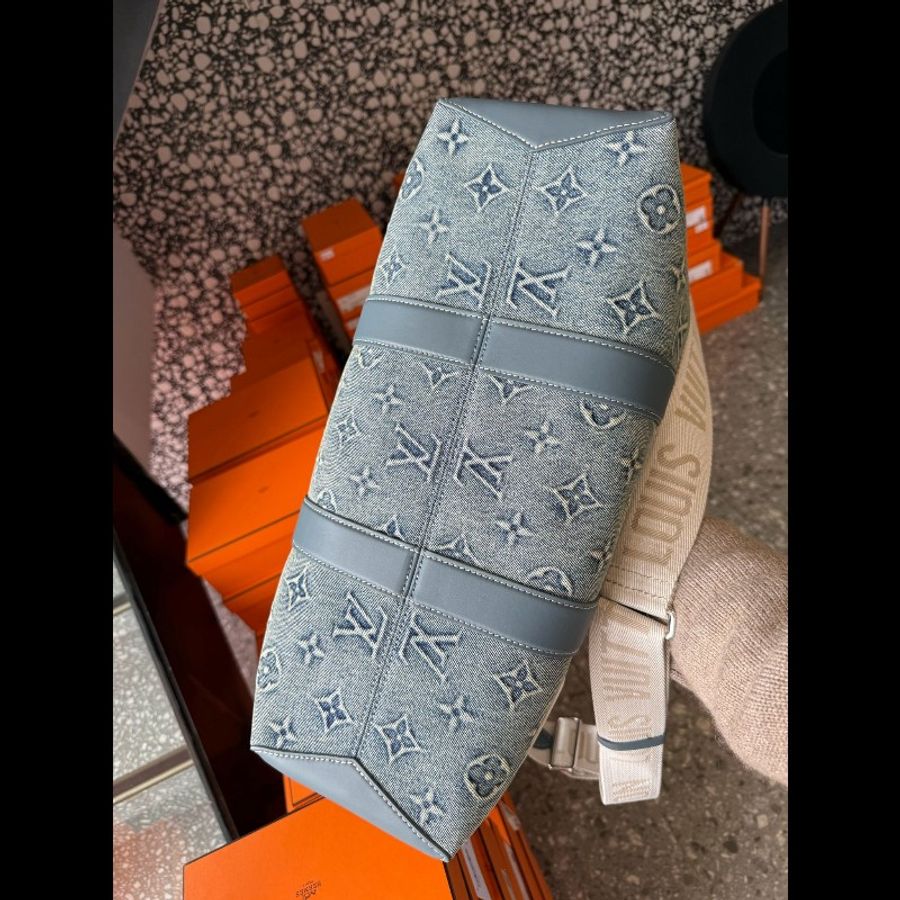 Lv Weekend Tote 水洗牛仔-2