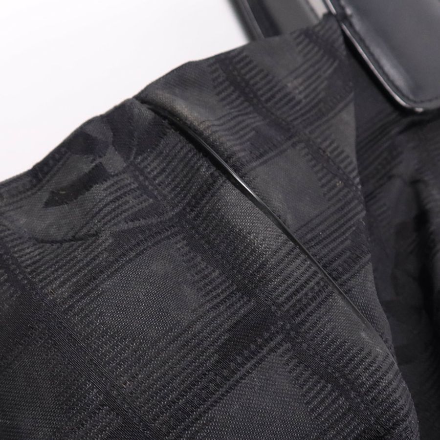 CHANEL 尼龍New Travel Line金扣手挽袋-13
