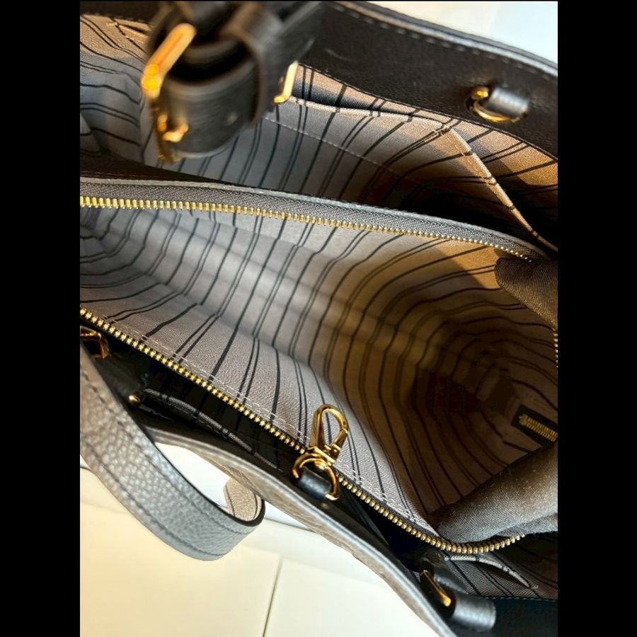 LV 黑皮壓紋兩用大包 蒙恬包-20
