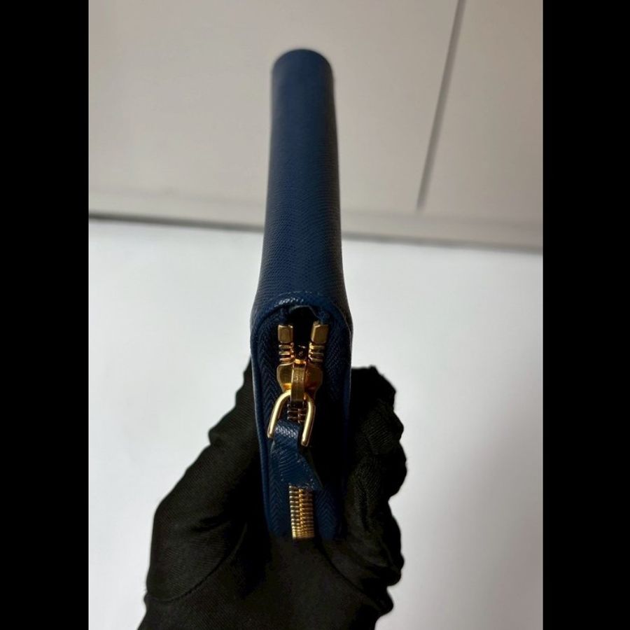 Prada 藍色皮革拉鍊中夾-12