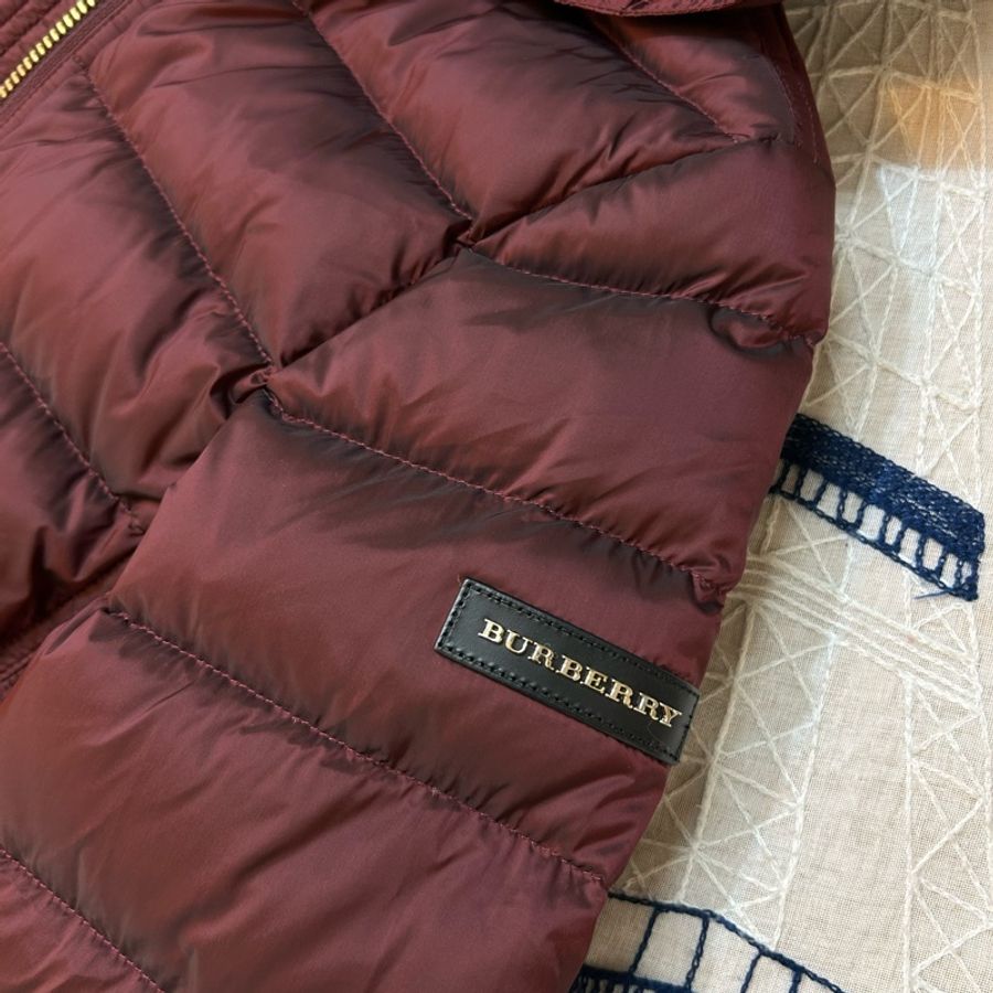 BURBERRY英國酒紅色鵝絨皮草連帽長大衣S-10
