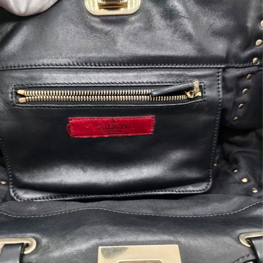 二手Valentino 黑金鉚釘rockstud托特斜挎包,配件肩帶-11