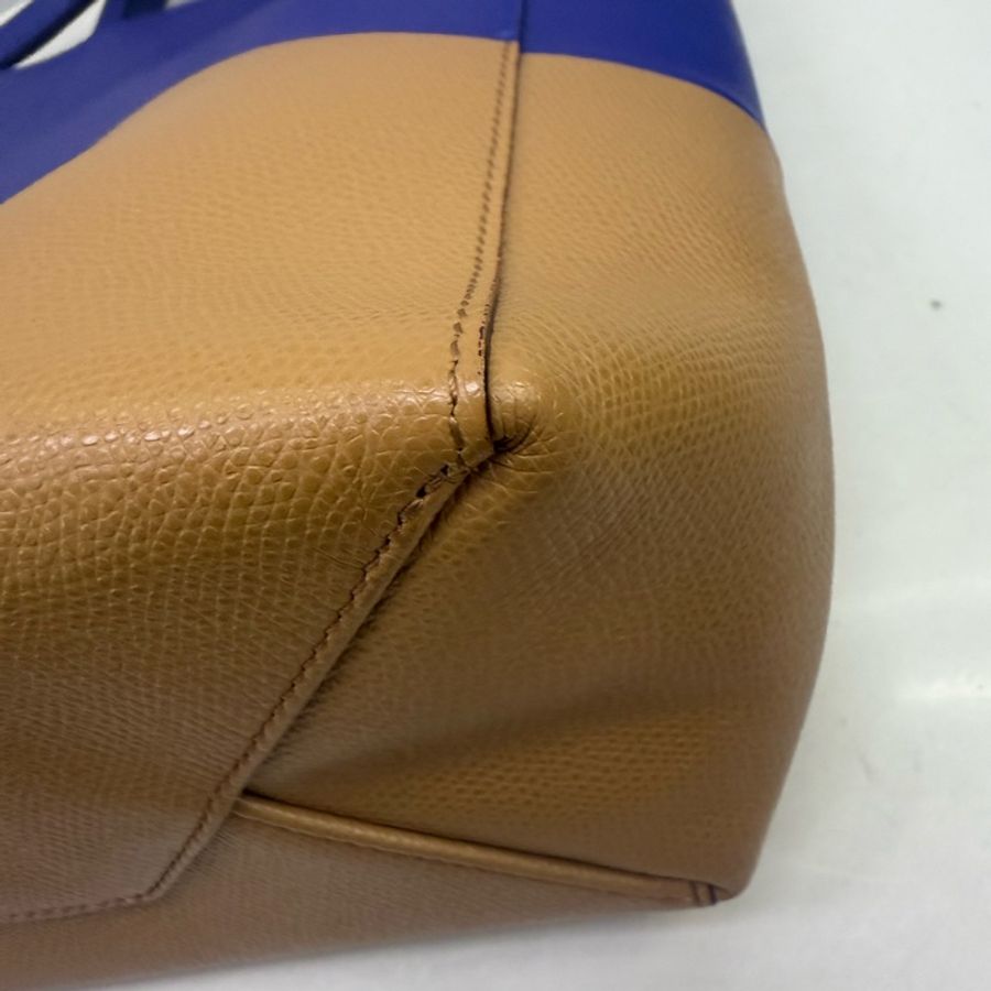 Celine Cabas Handbag-10