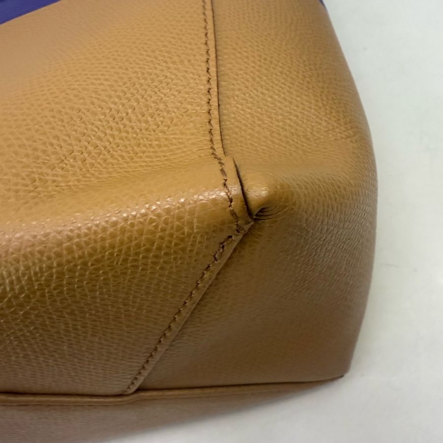 Celine Cabas Handbag-12