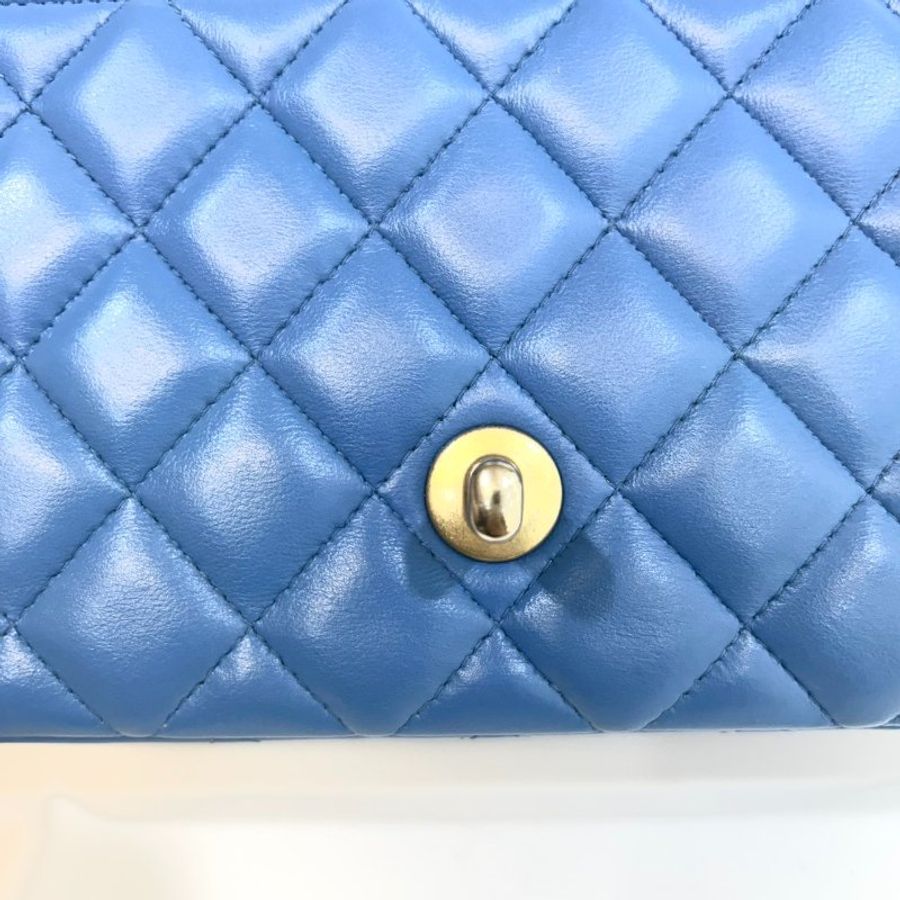 🪼香奈兒CHANEL藍色羊皮金釦COCO20口蓋包A69900-8