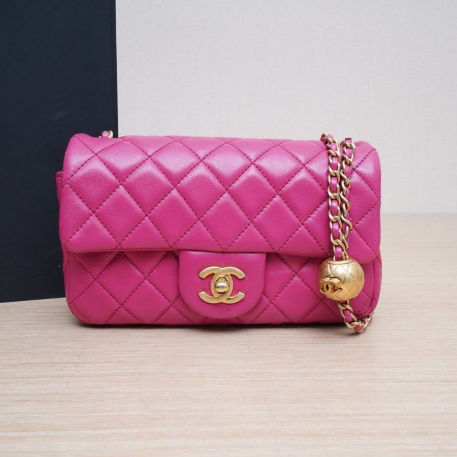 CHANEL CF口蓋包大Mini20玫紅羊皮30開金扣金球調節扣肩帶肩背包-0