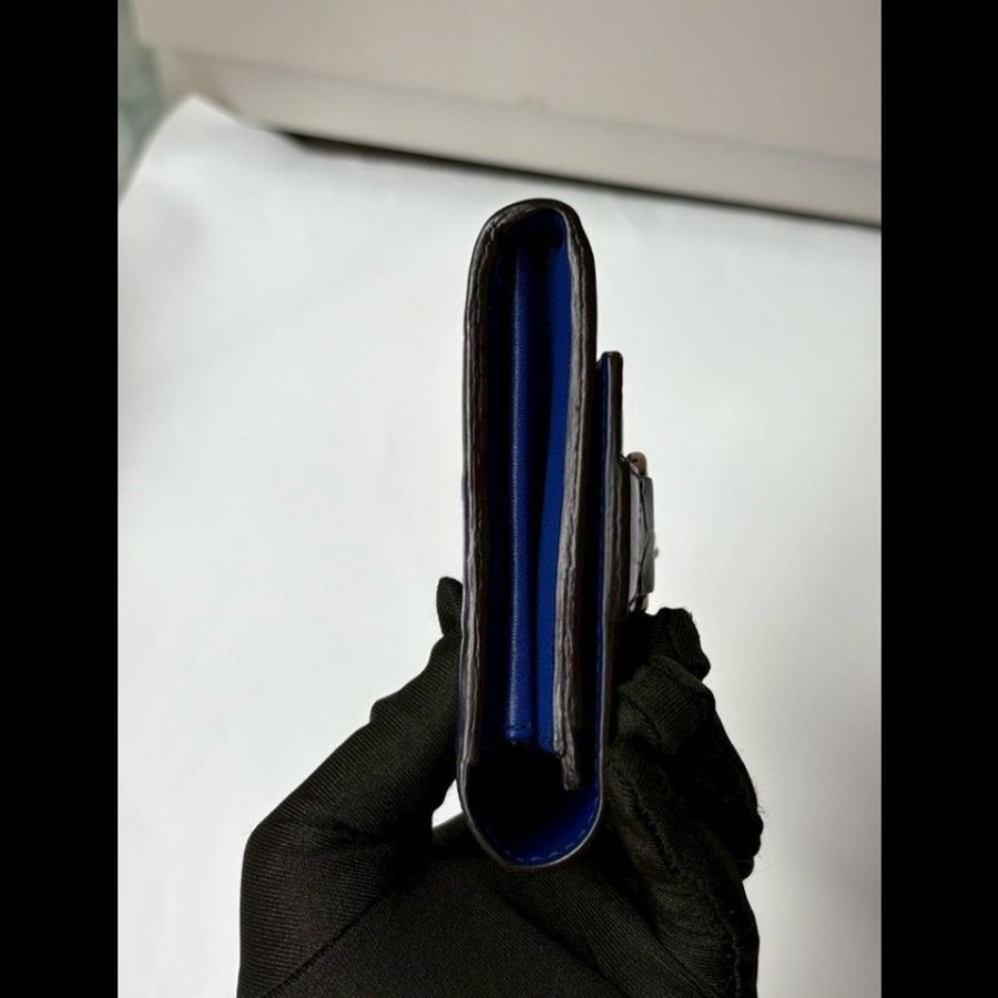 Gucci 寶藍色壓鱷魚紋皮革下蓋長夾-8