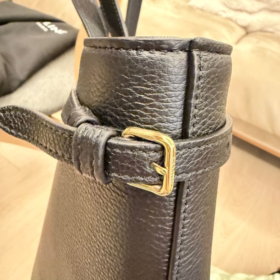 👜 CELINE Cabas Triomphe Large 粒面牛皮托特(黑色)|官方尺寸 54×29.5×15cm|附原廠防塵袋-12