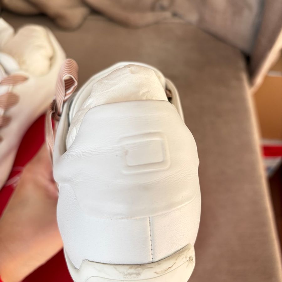 Roger Vivier VIV ÉTIQUETTE 法式優雅小白鞋 緞帶繫帶休閒鞋 白色 39號-9