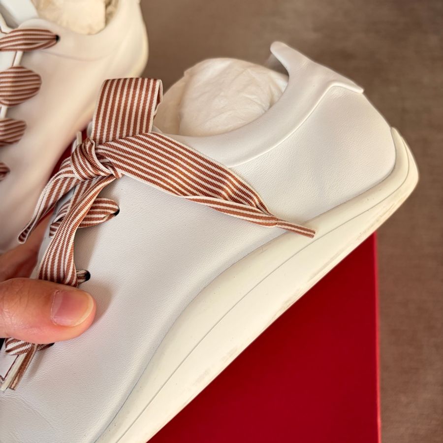 Roger Vivier VIV ÉTIQUETTE 法式優雅小白鞋 緞帶繫帶休閒鞋 白色 39號-20