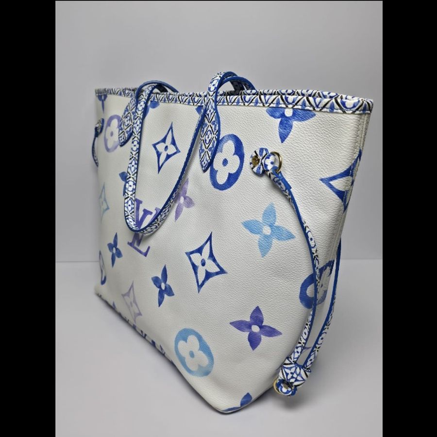 LV - Neverfull MM By The Pool-5
