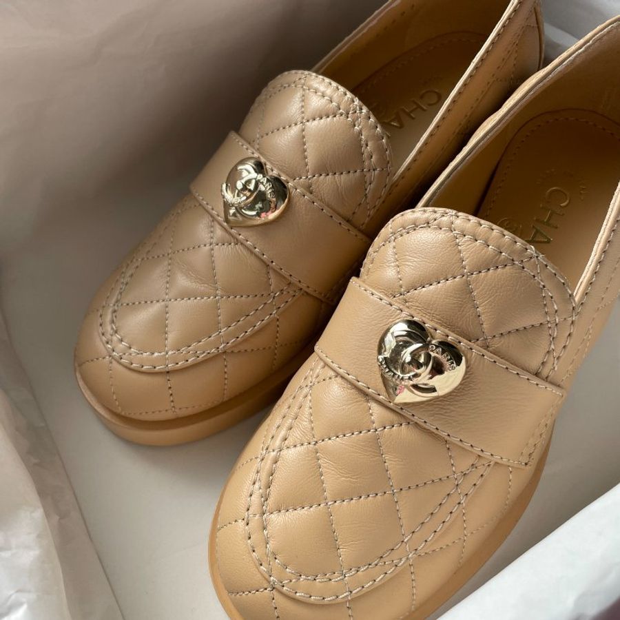 Chanel 愛心奶茶樂福鞋 EU36 / 23cm-9