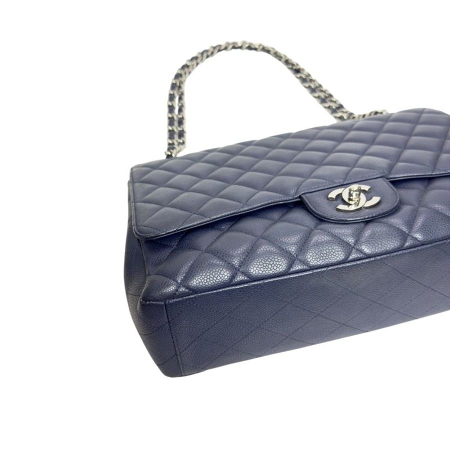 CHANEL Maxi 荔枝皮 特大號經典款 鏈條包-9