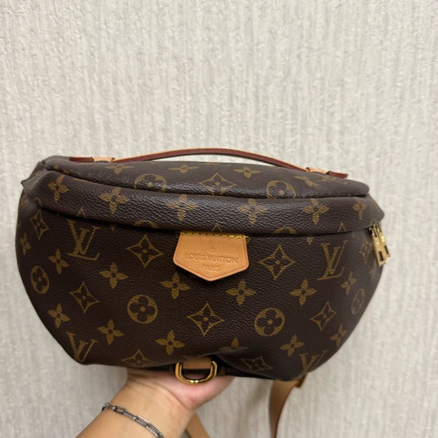 Louis Vuitton Bumbag-0