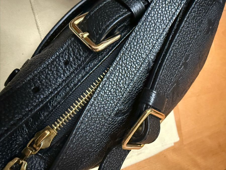 LOUIS VUITTON Bumbag 腰包23-3