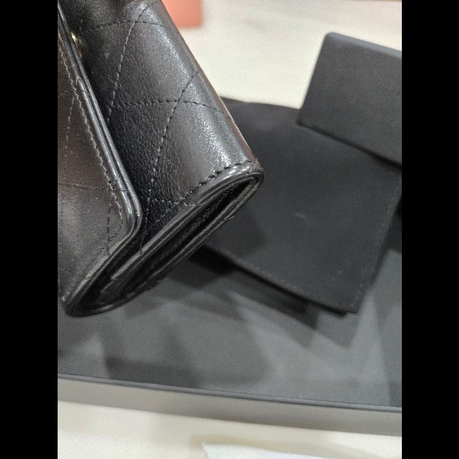 Chanel 經典轉釦 實用款中夾-16