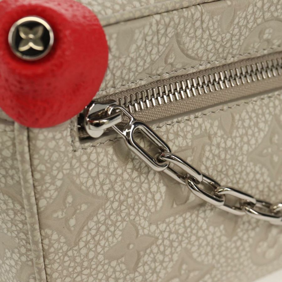 【日本直送】路易威登 Taurillon Monogram Climbing Soft Trunk Bag M81606 LV Auth 146364SM-15