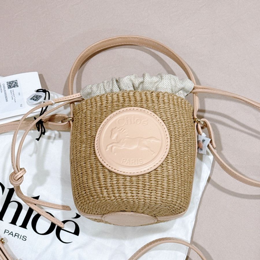 全新 Chloe Horse Medal Bucket Bag-4