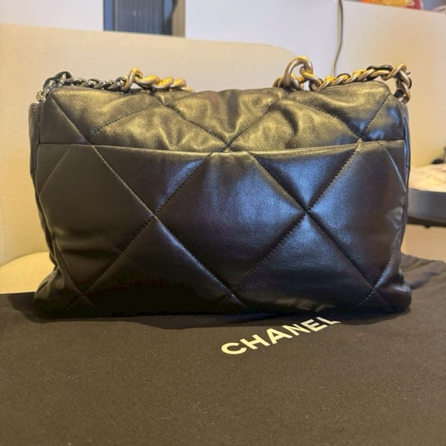 🖤 CHANEL 香奈兒｜黑色菱格紋 羊皮 CHANEL 19（30 開）-7