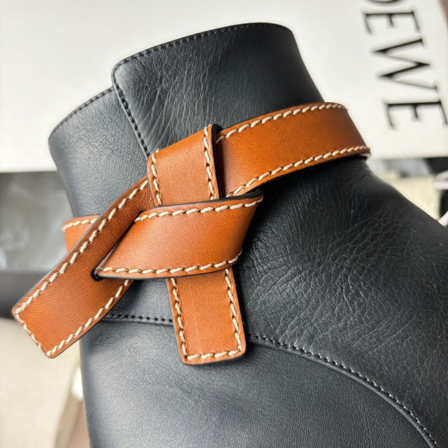 【LOEWE Gate Boot 25】黑色羊皮短靴 40號｜真皮方頭｜二手良好 柔軟好穿 經典配色 附完整配件-5