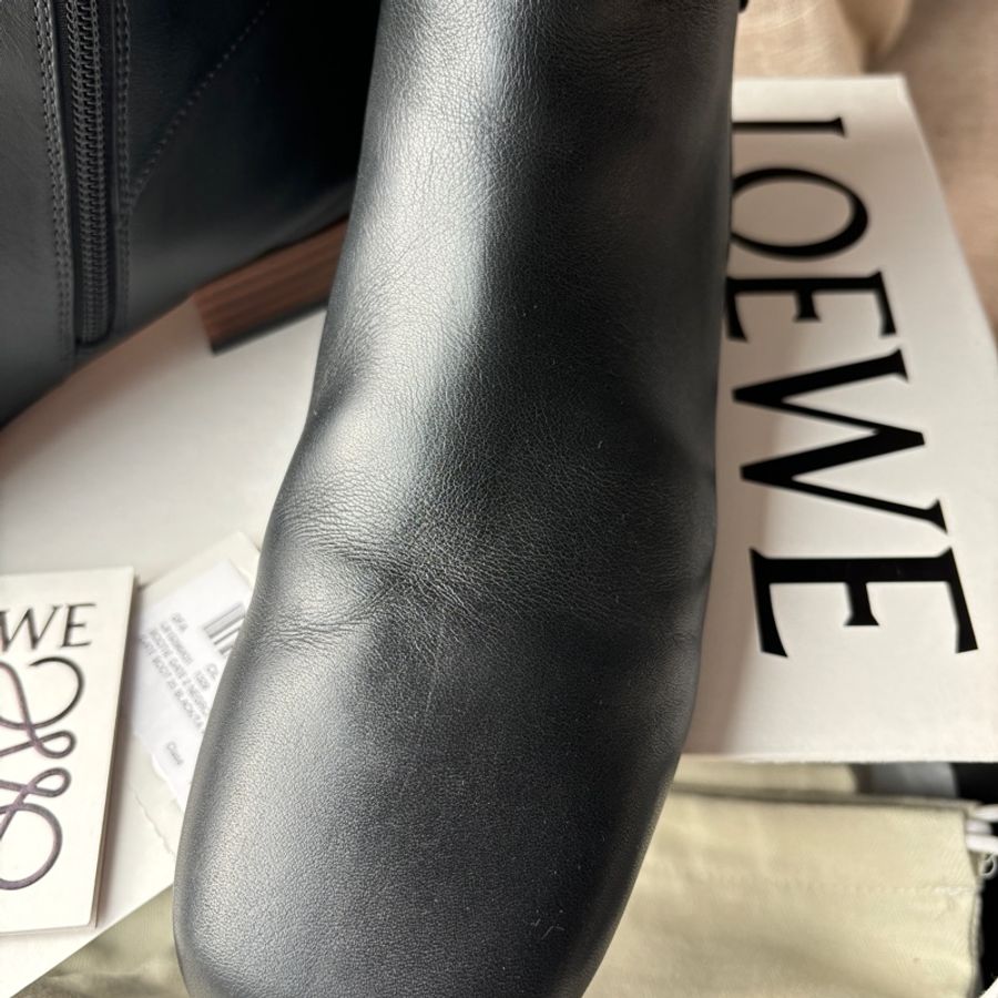 【LOEWE Gate Boot 25】黑色羊皮短靴 40號｜真皮方頭｜二手良好 柔軟好穿 經典配色 附完整配件-10