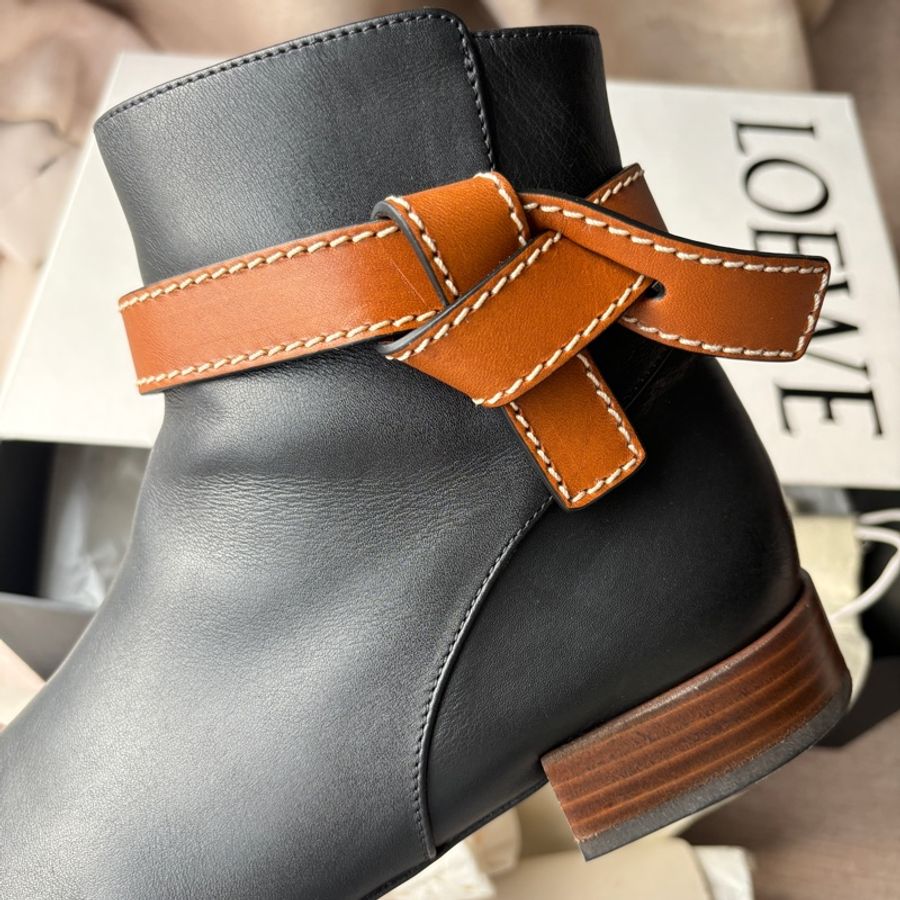 【LOEWE Gate Boot 25】黑色羊皮短靴 40號｜真皮方頭｜二手良好 柔軟好穿 經典配色 附完整配件-33