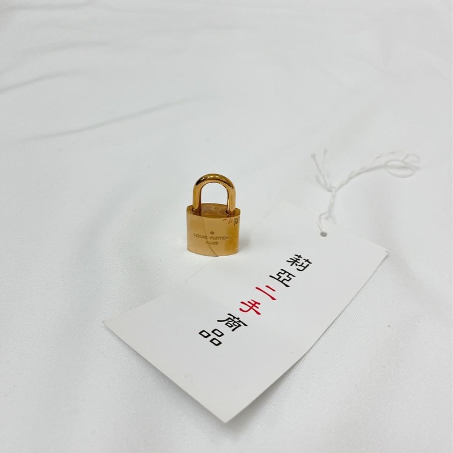 莉亞精品♡LV M45165 雙色手提化妝包 二手-16