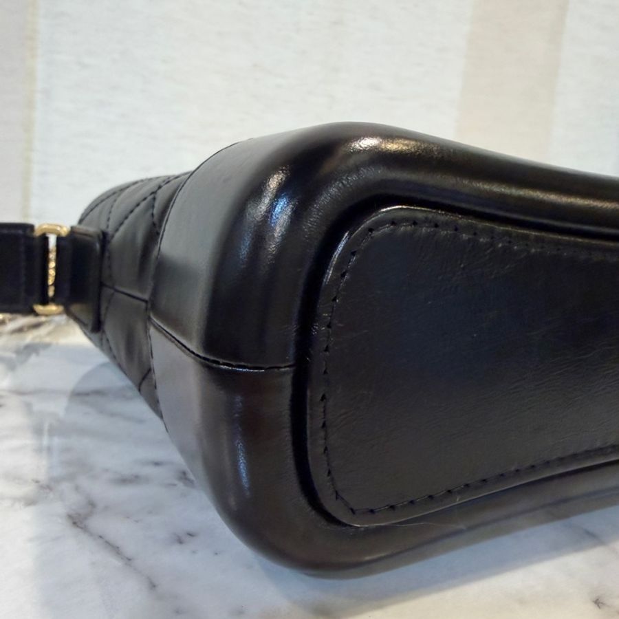 Chanel 黑牛皮霧金釦四色鏈小號流浪包-7