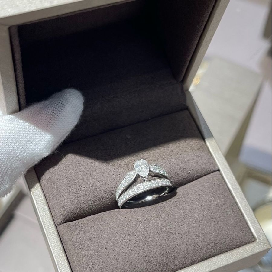 尚美Chaumet Joséphine加冕钻石戒指-0