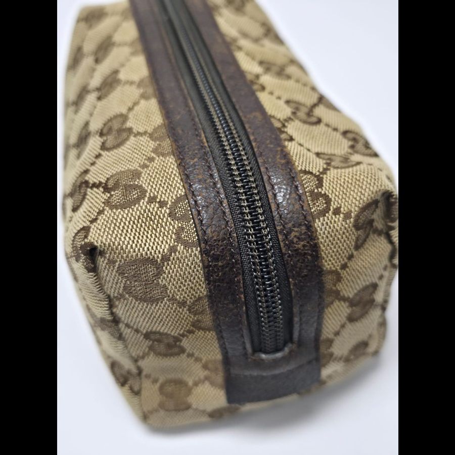 Gucci - Cosmetic Pouch-12