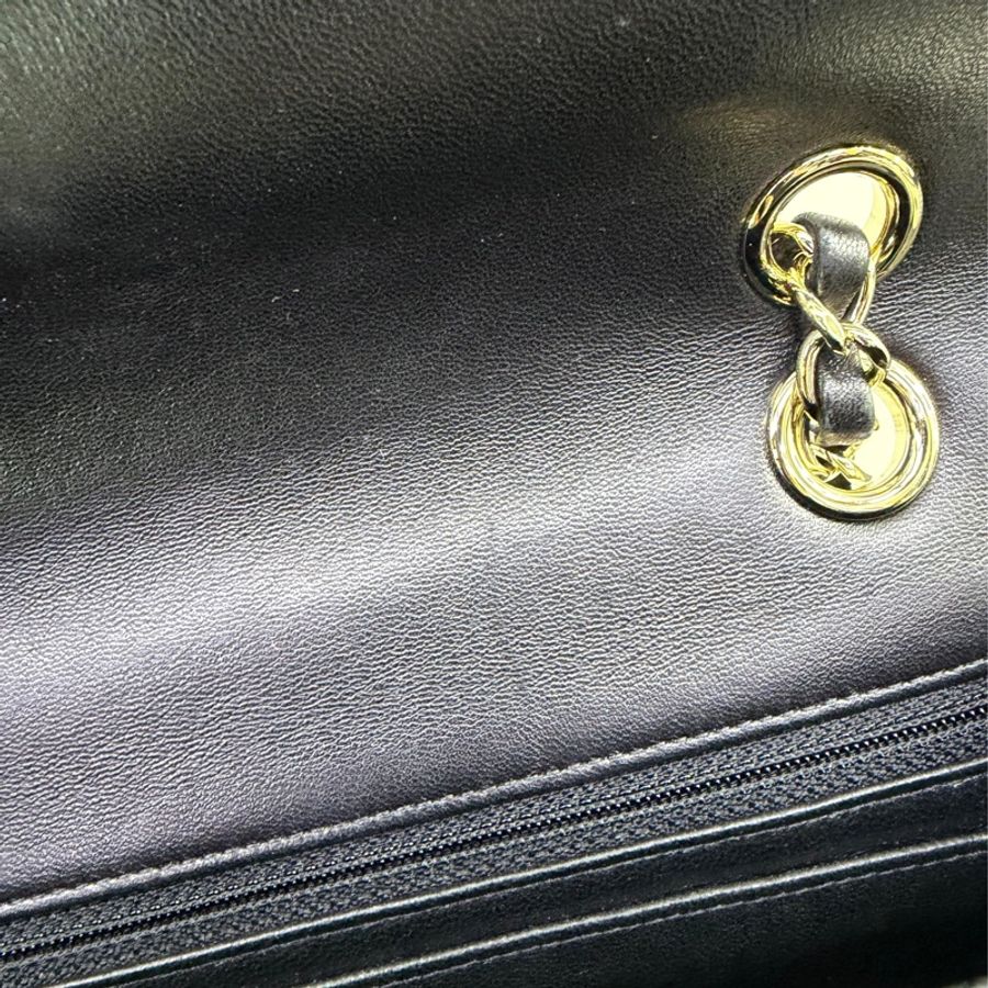 Timeless/classique leather handbag-12