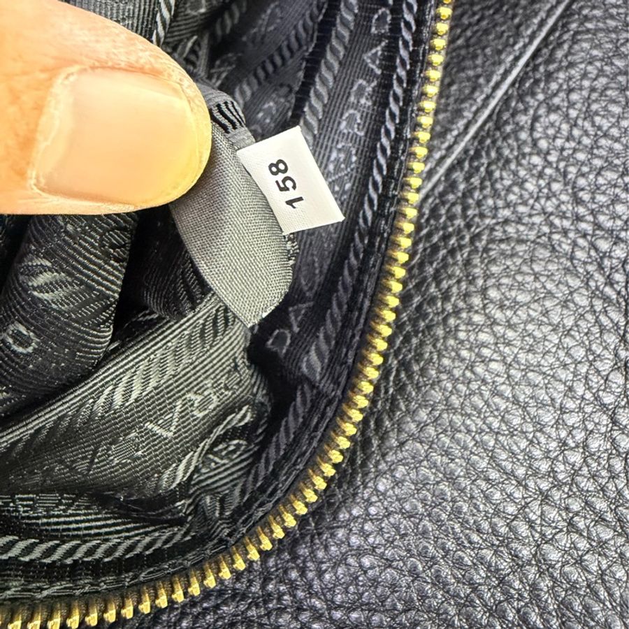 Prada Vitello Dino Leather Handbag Black-9